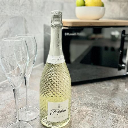 The Crown View - Luxury Apartment - Free Parking Nearby Harrogate Exteriér fotografie