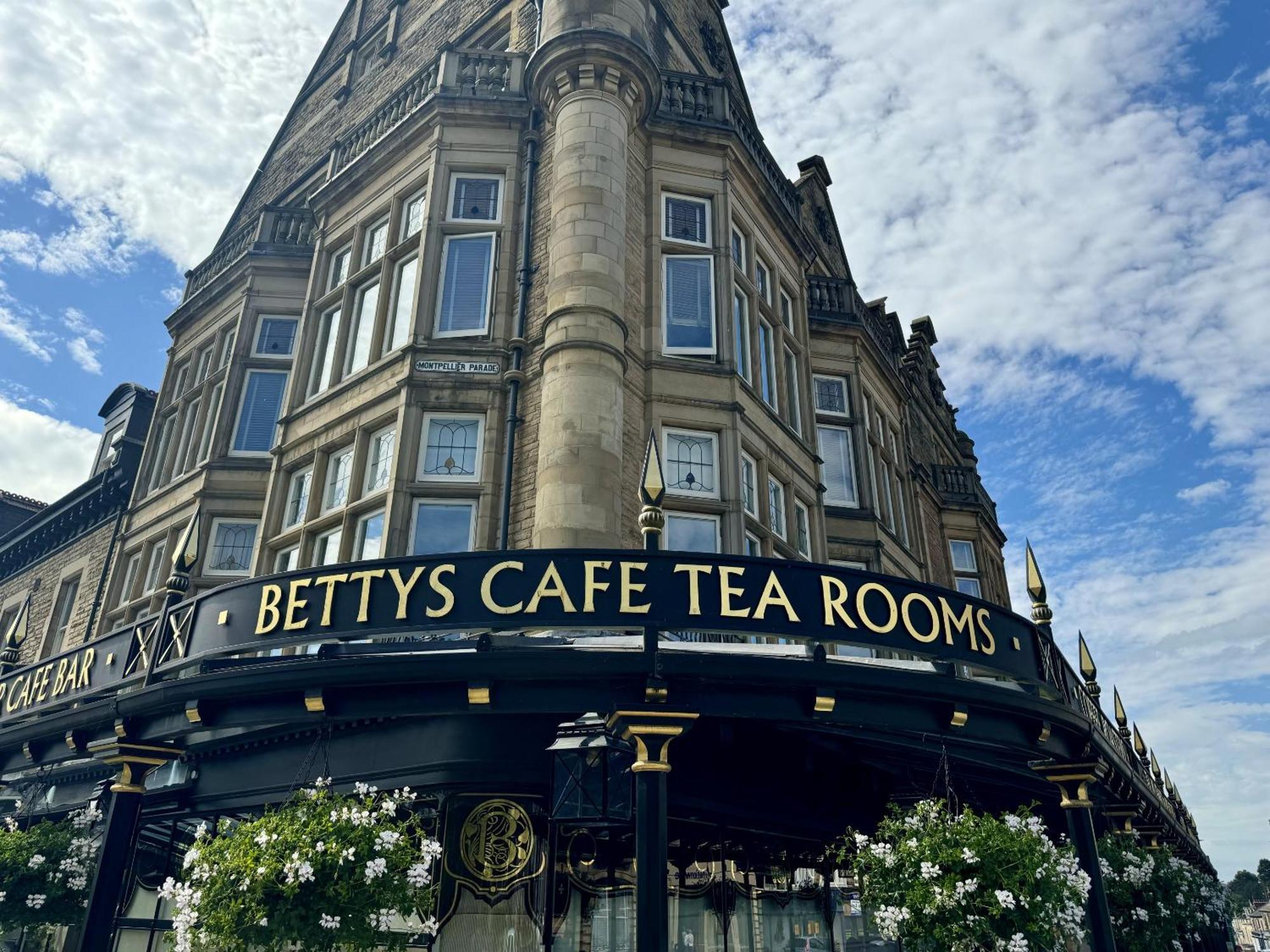 The Crown View - Luxury Apartment - Free Parking Nearby Harrogate Exteriér fotografie